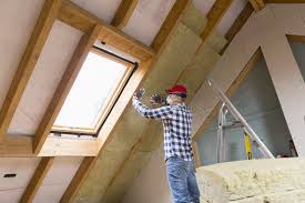 Best Spray Foam Insulation  in Lincoln, IL